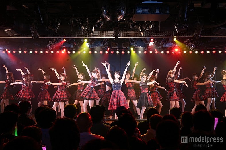 公演の様子（C）AKS