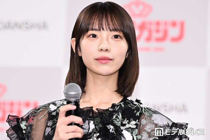 菊地姫奈「大好きなマリーちゃんコーデ」披露 印象ガラリな姿に「似合いすぎ」「世界観が完成している」と絶賛の声