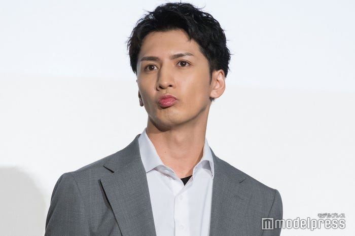 口を尖らせる藤井流星(C)モデルプレス