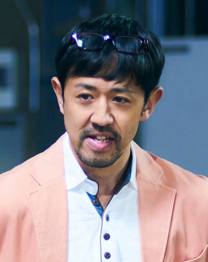 濱津隆之(C)「びしょ濡れ探偵 水野羽衣」製作委員会