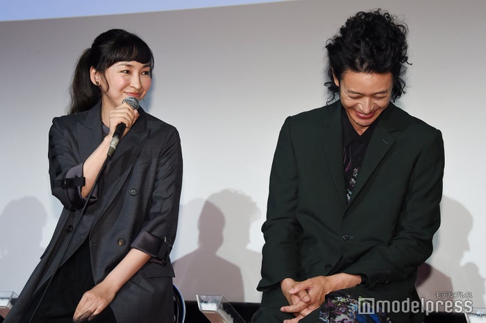 麻生久美子、オダギリジョー (C)モデルプレス