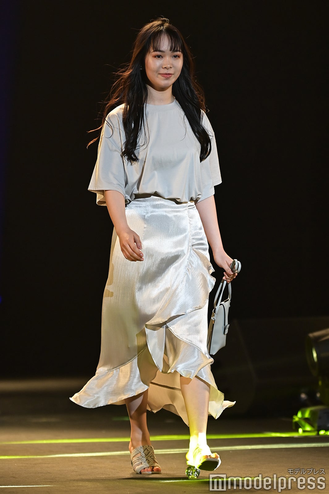 （C）モデルプレス