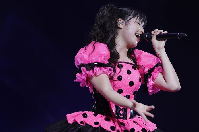 佐々木彩夏/photo by HAJIME KAMIIISAKA