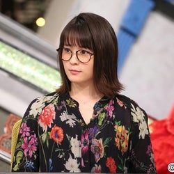 北乃きいがメガネっ娘に 外ハネヘアでナチュラル可愛い モデルプレス 北乃きいがメガネっ娘に 外ハネヘアでナチュラル可愛い モデルプレス