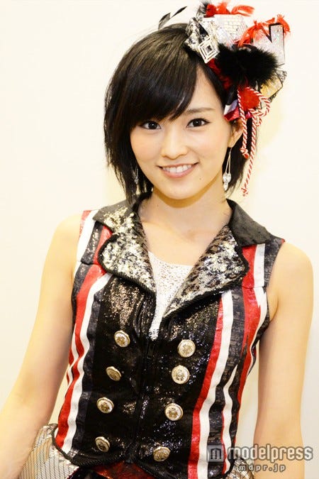 山本彩