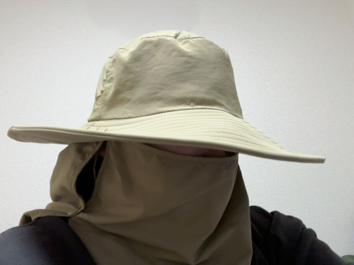 ネックカバーハット　着用
