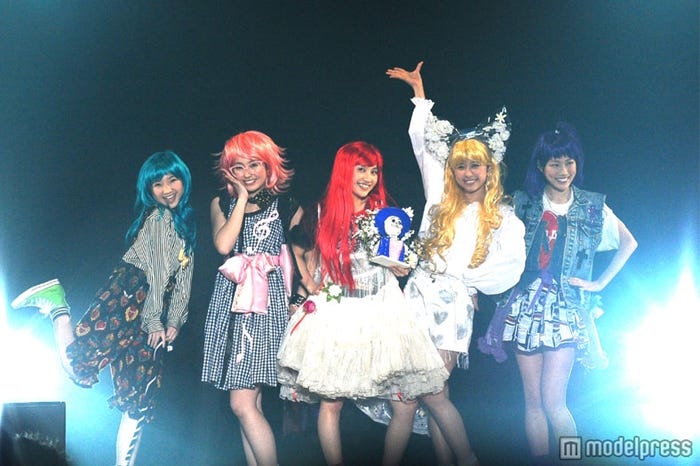 ももいろクローバーZ