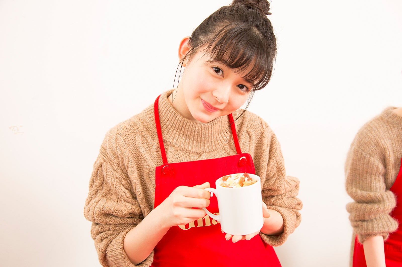 久間田琳加／新CMメイキングカット（提供画像）