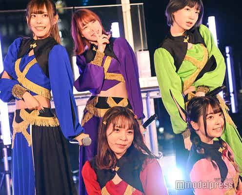 豆柴の大群、初TGCで美ウエスト披露「りスタート」響かす<TGC teen 2020 Winter online>