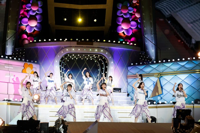 乃木坂46(C)乃木坂46LLC