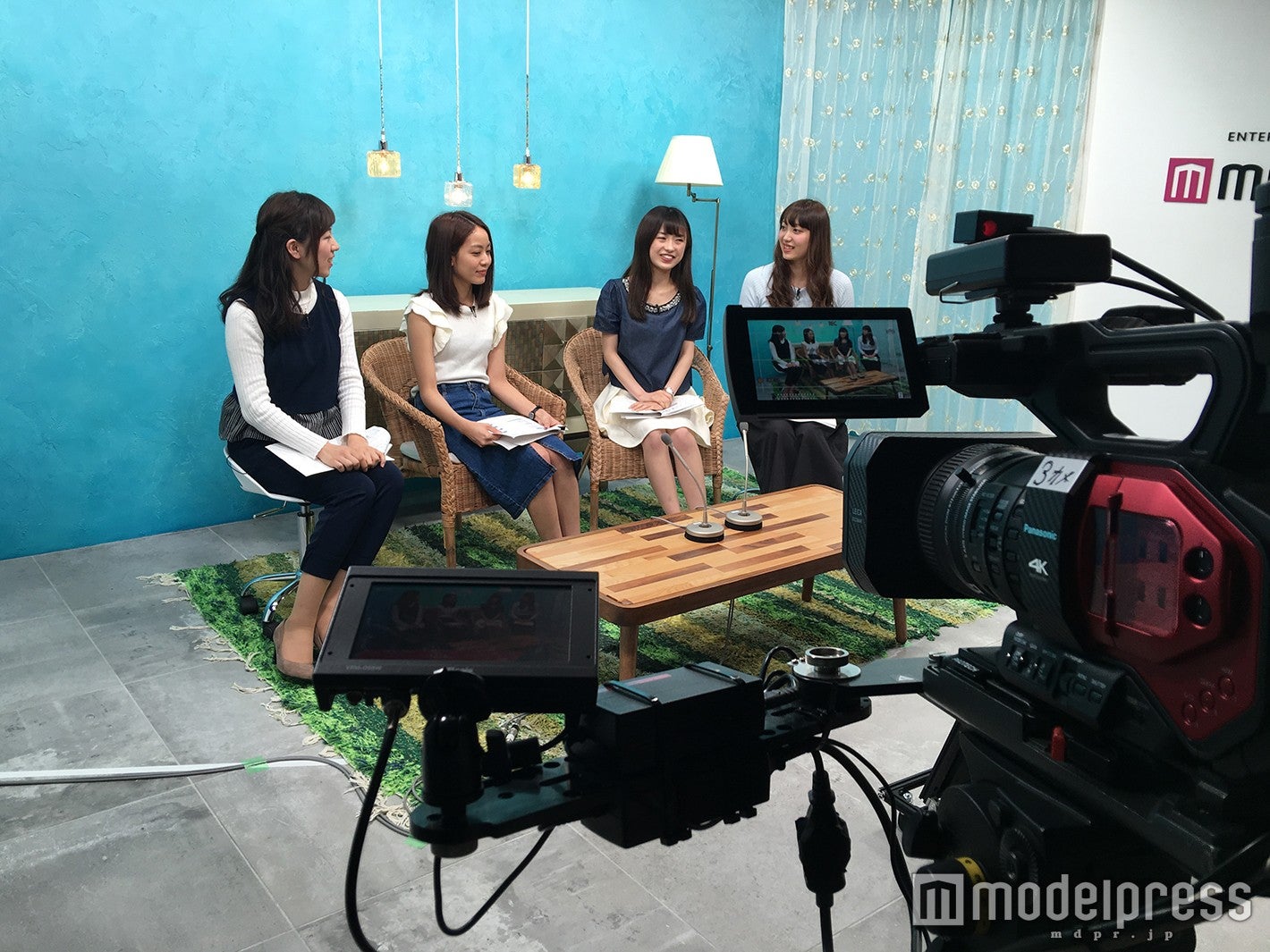 「ナナイロ～SATURDAY～」生放送の様子（C）モデルプレス