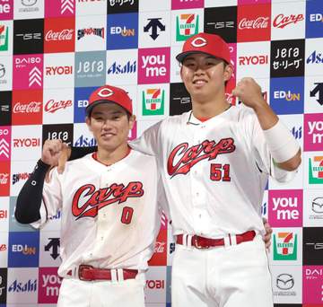 広島 新人2人がお立ち台 サヨナラ打の勝田「うれしいで～す！」 同点の2点適時打の平川「最高で～す！！」と絶叫