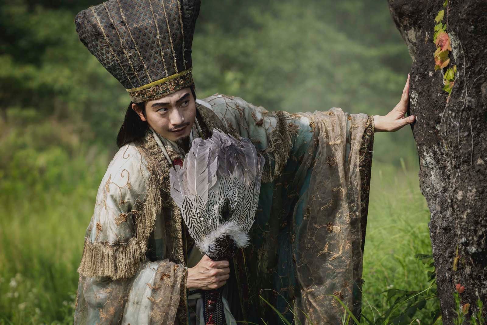 向井理「パリピ孔明」より（C）フジテレビ