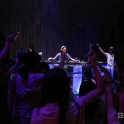 DJパフォーマンス/画像提供:ECO EDO 日本橋 アートアクアリウム2015~江戸・金魚の涼~&ナイトアクアリウム