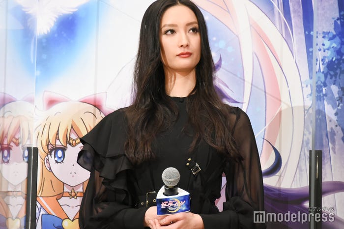 菜々緒(C)モデルプレス