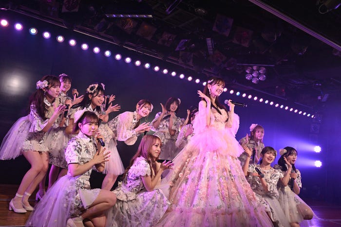 「AKB48 柏木由紀 卒業公演」の様子(C)AKB48