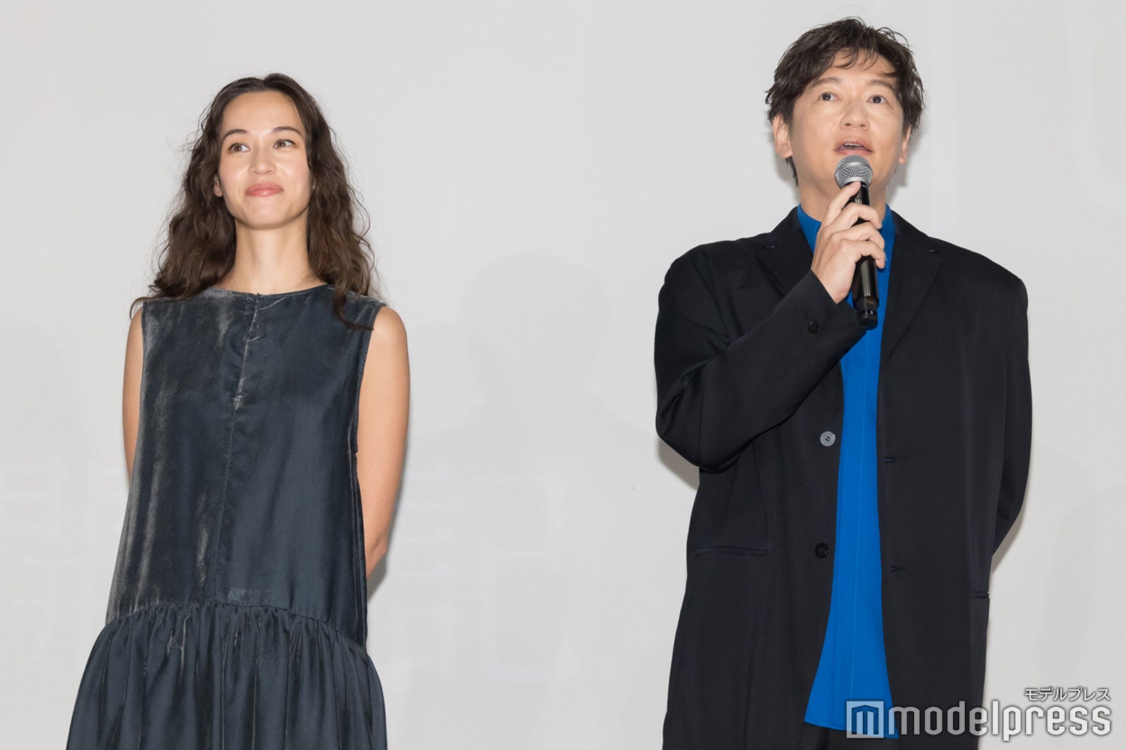 水原希子、井浦新（C）モデルプレス