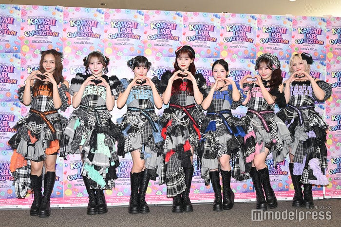 CANDY TUNE/(左から)南なつ、小川奈々子、福山梨乃、立花琴未、桐原美月、村川緋杏、宮野静(C)モデルプレス