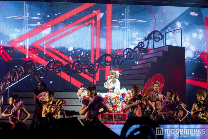 浜崎あゆみ「ayumi hamsaki ARENA TOUR 2016 A ~MADE IN JAPAN~」より