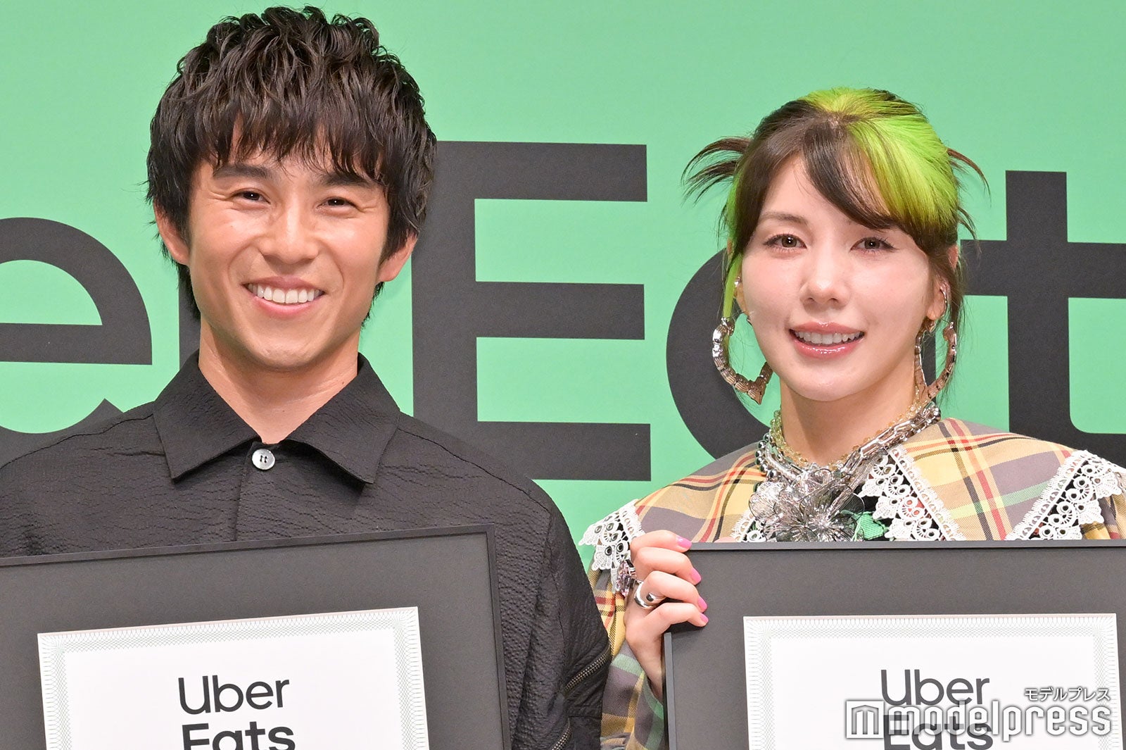 中尾明慶、仲里依紗（C）モデルプレス