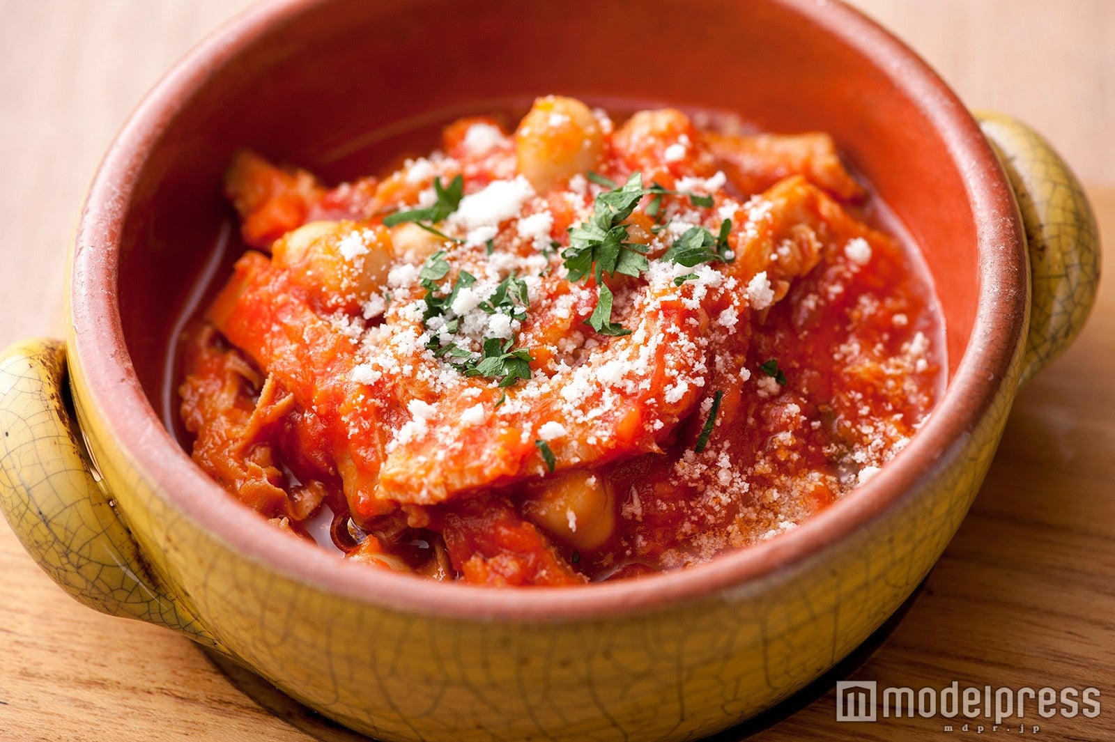 トリッパとひよこ豆のトマト煮込み500円／画像提供：アークヒルズ