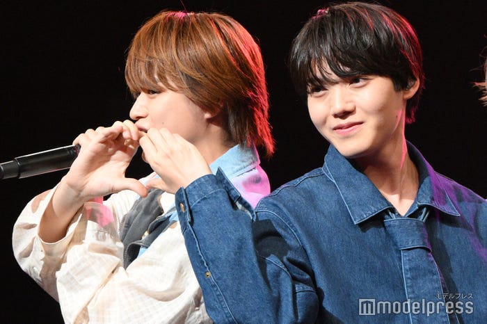 大倉空人、小泉光咲(C)モデルプレス