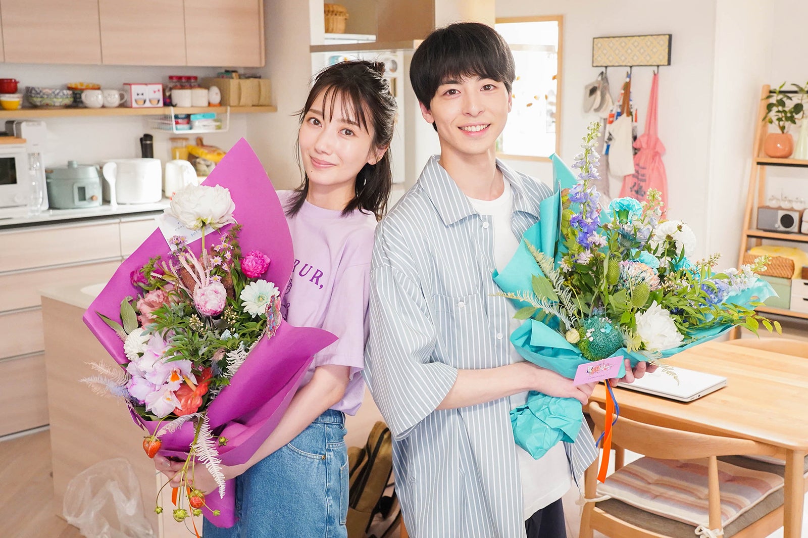 波瑠、高杉真宙（C）フジテレビ