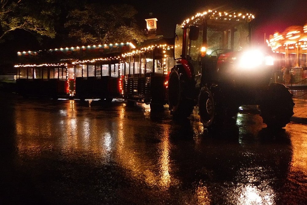 ロードトレイン／画像提供：日本ビューホテル株式会社