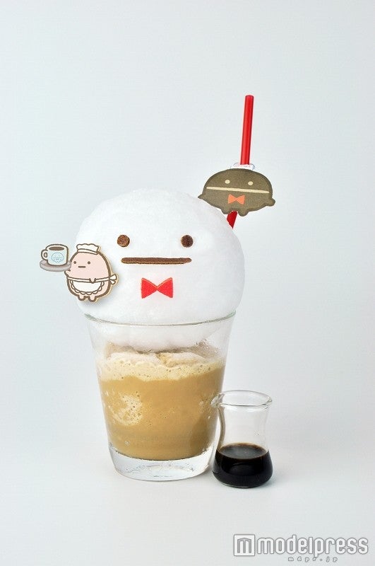 おばけとまめマスターのひんやりコーヒーシェイク780円（税抜）（C）2016 San-X Co．，Ltd．All Rights Reserved．