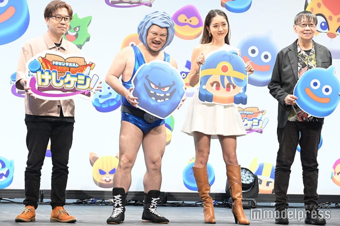 (左から)安次嶺佑太、ハリウッドザコシショウ、みちょぱ、堀井雄二(C)モデルプレス