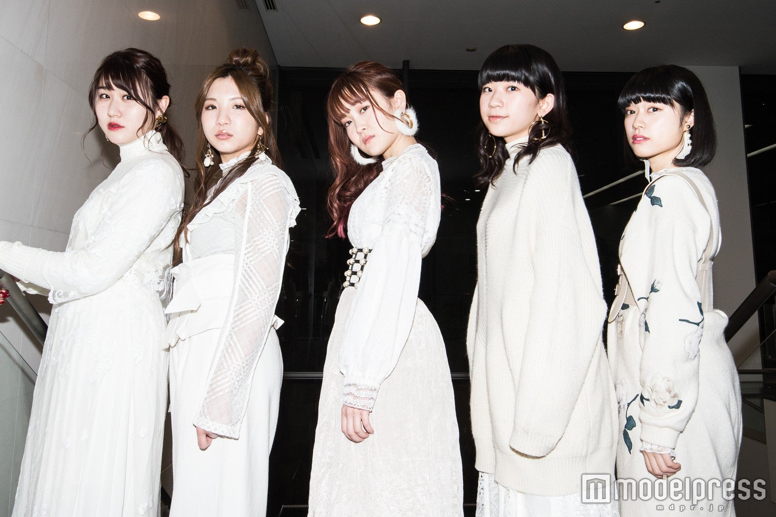 Little Glee Monster（左から）かれん、MAYU、芹奈、manaka、アサヒ（C）モデルプレス