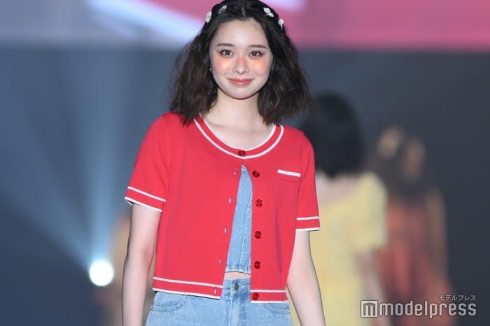 田鍋梨々花(C)モデルプレス