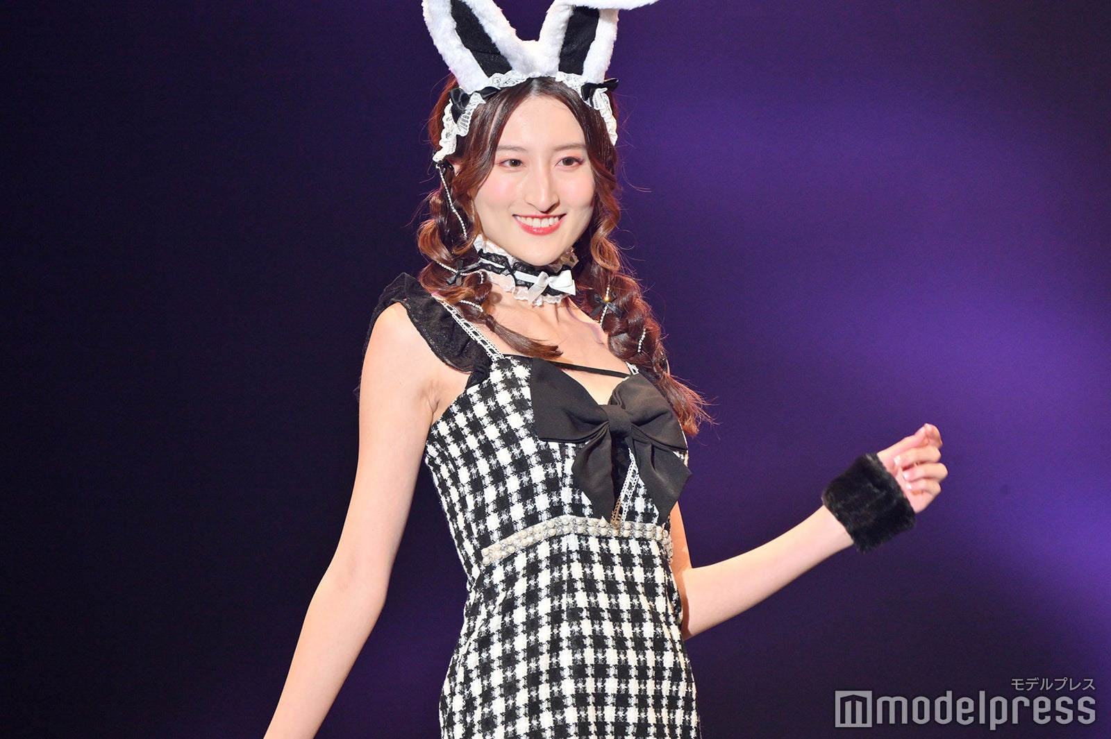 （C）モデルプレス