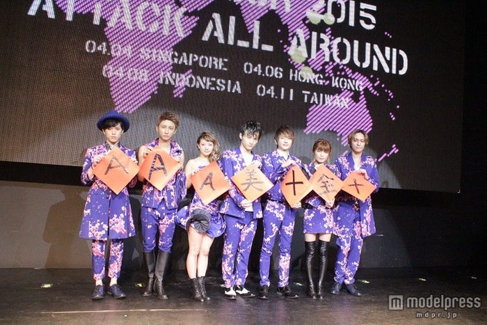 初のアジアツアー「AAA ASIA TOUR 2015-ATTACK ALL AROUND- Supported by KOJI」より(画像提供:avex)