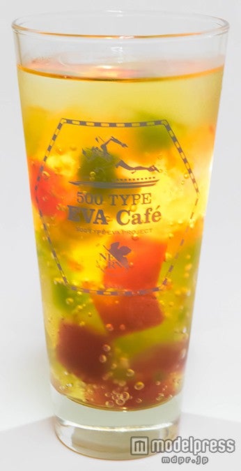 「500 TYPE EVAサイダー」600円（税込）／画像提供：西日本旅客鉄道