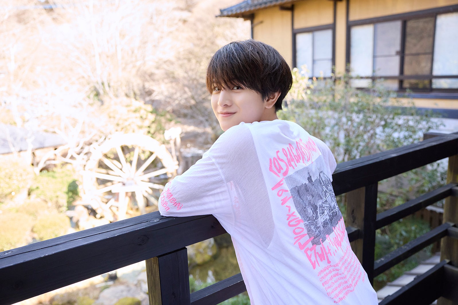 柏木悠1st写真集「19→20」（C）KADOKAWA／撮影＝諸井純二