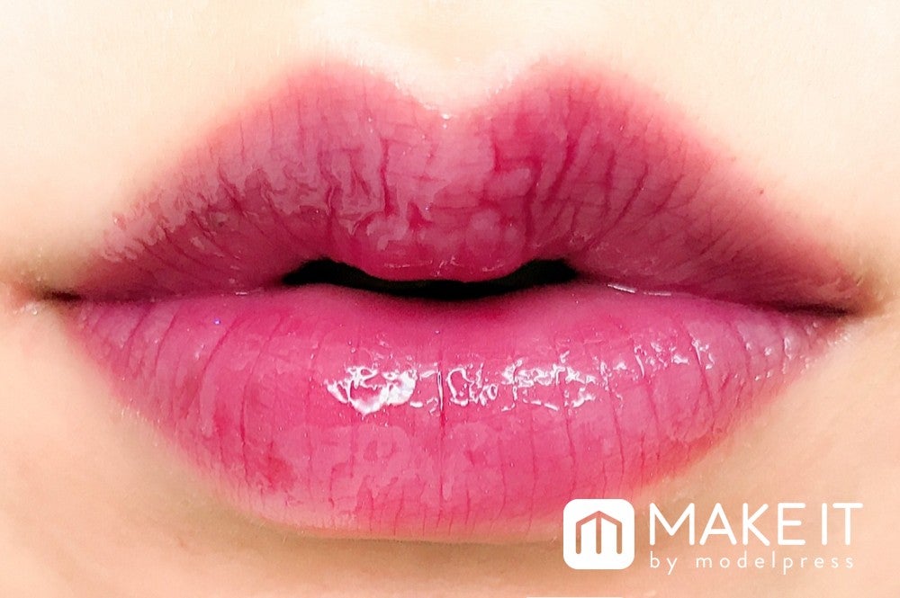 シャインリッチ／オールインワンティント／06 クランベリーレッド 使用 (C)メイクイット