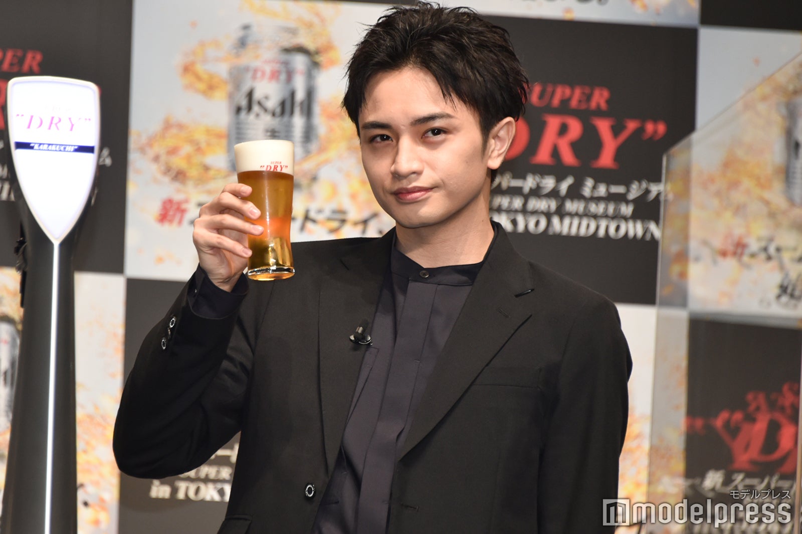 Sexy Zone中島健人、短髪イメチェン 菊池風磨と“黒髪シンメ”に