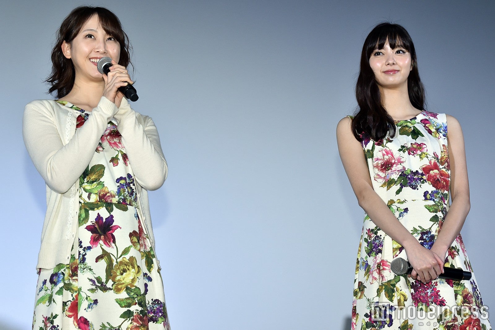 松井玲奈、新川優愛（C）モデルプレス