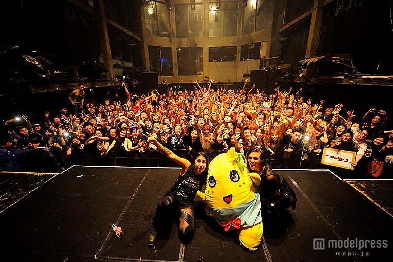 クルーウェラの初来日公演にふなっしーが乱入