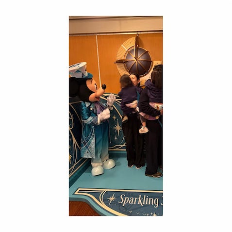 横澤夏子、家族で東京ディズニーシーを満喫「最高に楽しかったーーー！」