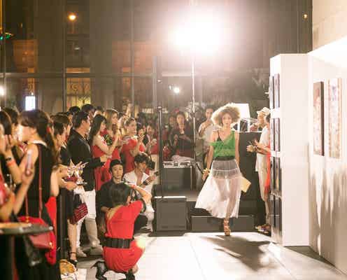 ファッションとアートが融合 500人のファッションフリークが来場