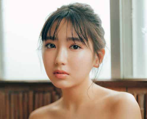 沢口愛華、こぼれ落ちそうな豊満バストにドキッ “恋落ち”グラビア披露