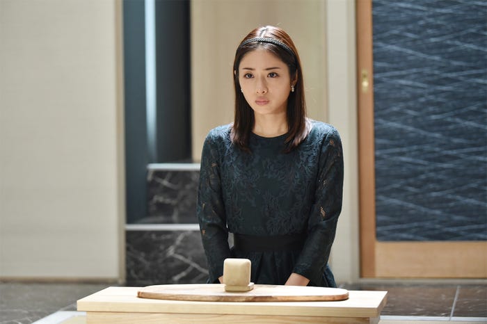 石原さとみ/「高嶺の花」第7話より(C)日本テレビ