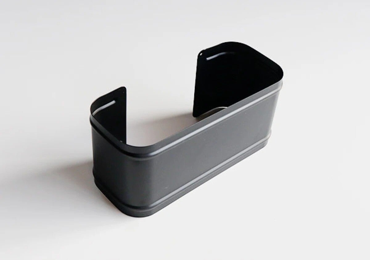 気になってたアレがスッキリ収まる！賢く整理できる優秀100均ホルダー