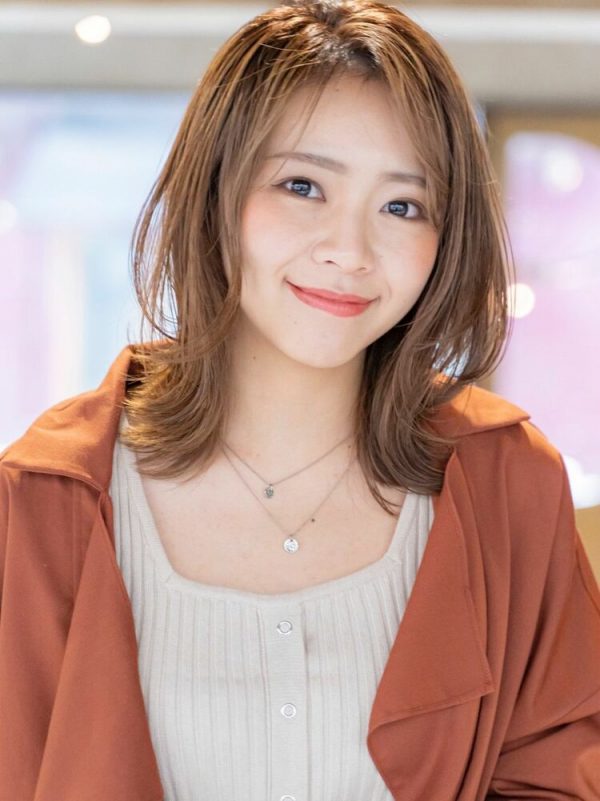 面長さんに似合うウルフカット 21 トレンドヘアで顔型をおしゃれにカバー モデルプレス 面長さんに似合うウルフカット 21 トレンドヘアで顔型をおしゃれにカバー モデルプレス