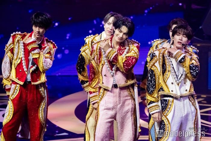 M!LK(C)モデルプレス