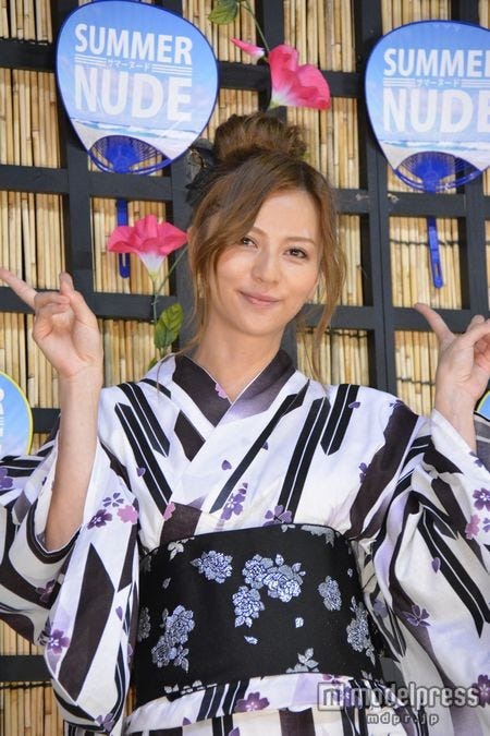 浴衣姿も見せた香里奈