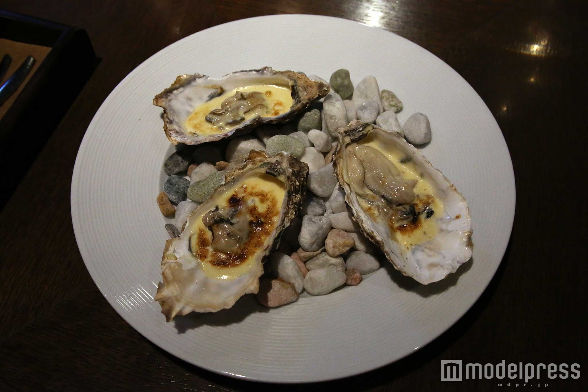 牡蠣のグラタン￥1200（2P）／（C）モデルプレス