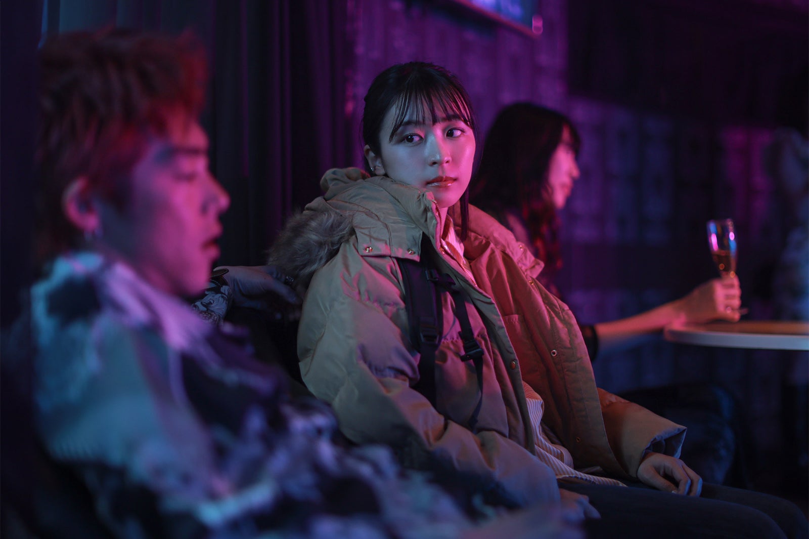 （中央）鳴海唯「君が獣になる前に」第2話より（C）テレビ東京